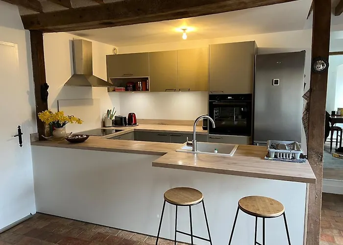 Corps De Ferme Rehabilite En Mayenne Daon