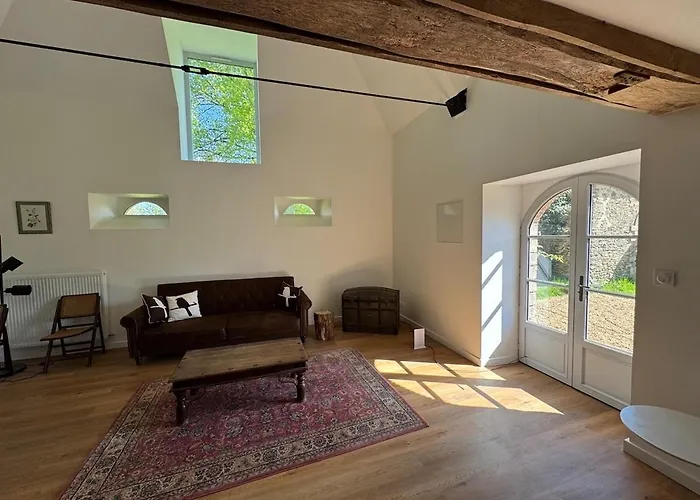 Vakantiehuis Corps De Ferme Rehabilite En Mayenne Daon