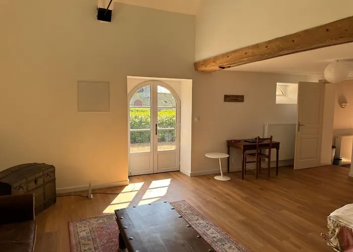 Vakantiehuis Corps De Ferme Rehabilite En Mayenne Daon