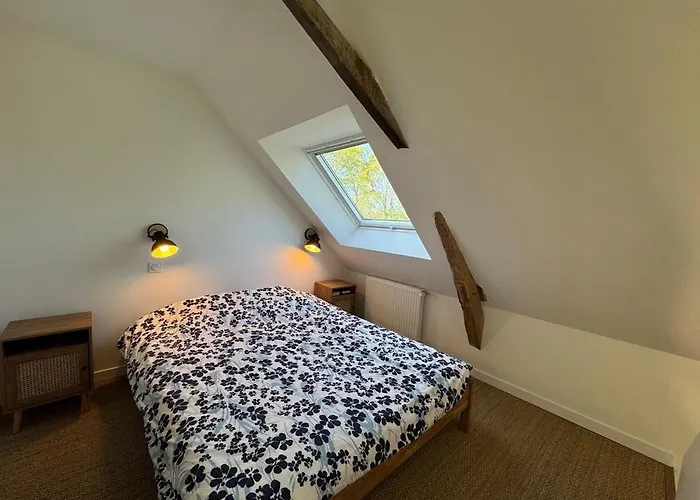 Vakantiehuis Corps De Ferme Rehabilite En Mayenne *